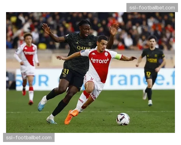 深度报道：法甲俱乐部商业收入报告出炉，巴黎断层领先，中小球队差距拉大